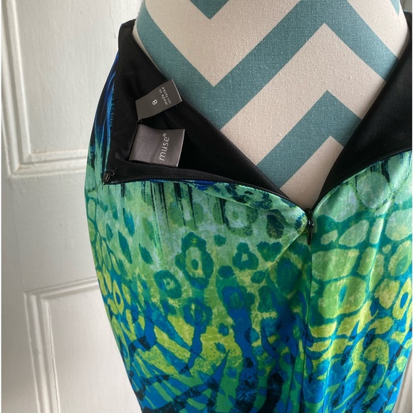Muse stretch pencil skirt-size Sz 8us - Picture 6 of 6